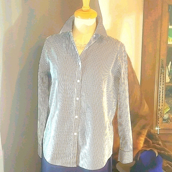 Jones New York Tops - JONES NEW YORK. Non Iron Pin Striped